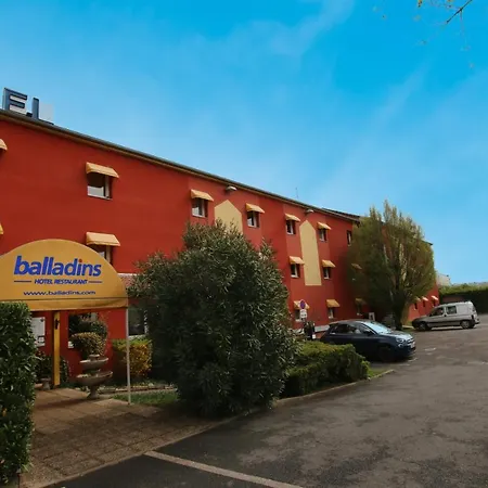 Initial By Balladins Lyon Hotel 2*